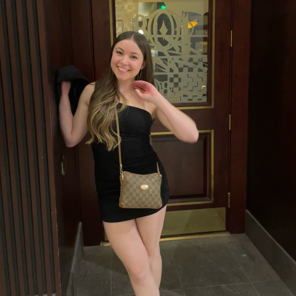 Meet your Posher, Kaylee